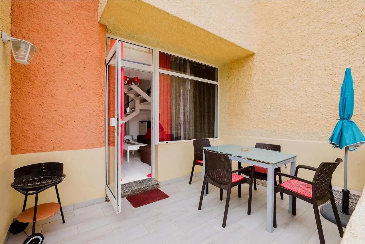 Bungalow Costa Adeje Cortijo 1-8 Playa de las Americas  Španělsko